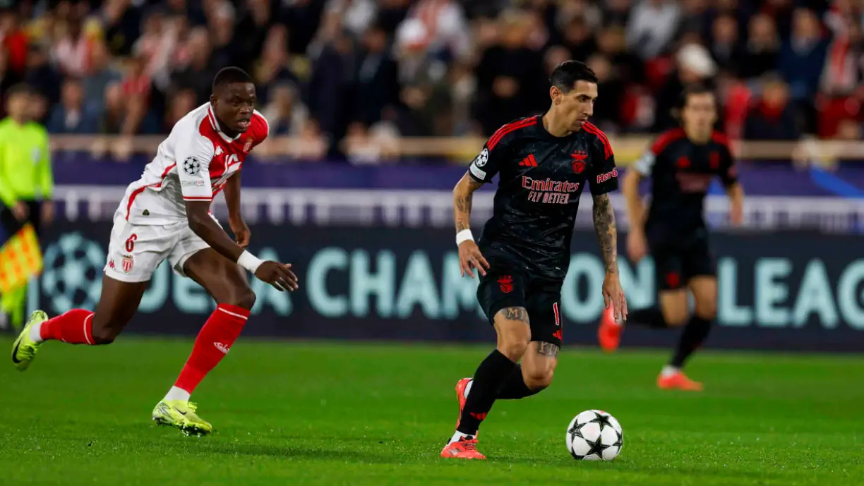 Benfica vence na deslocação a França