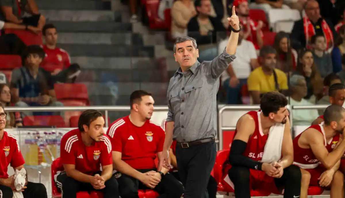 Norberto Alves elogia jogadores do Benfica após vencerem o Porto