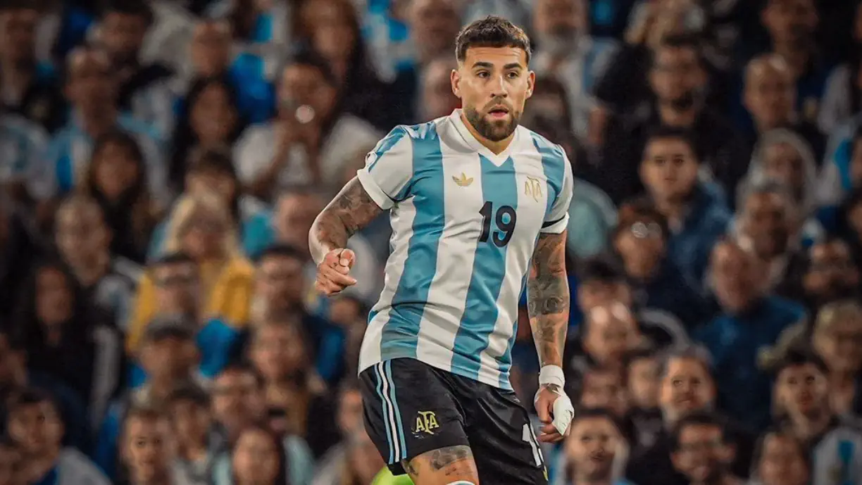 Afastado do Benfica, Otamendi brilha na Argentina e números não enganam