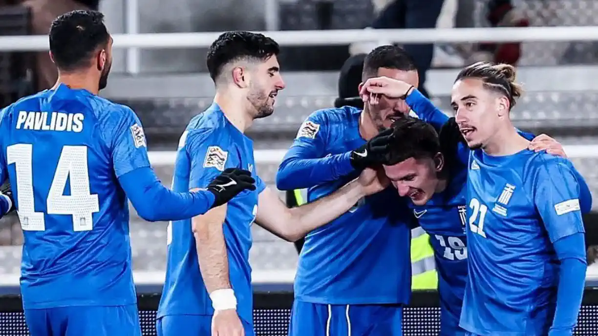 Com Pavlidis a titular, Grécia bate Finlândia, mas vitória é 'agridoce' para avançado do Benfica