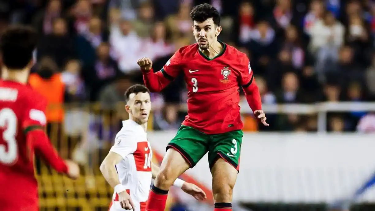 Central do Benfica, Tomás Araújo, foi titular na última jornada da Liga das Nações Croácia - Portugal,