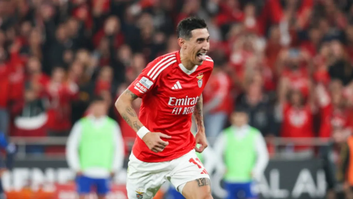 Di María brilha antes do Benfica - Bolonha eleito avançado do mês 