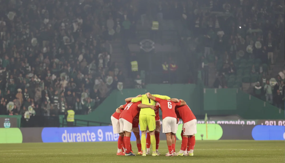 No encontro com o Sporting em Alvalade, jogador do Benfica jogou protegido