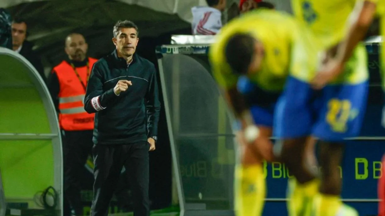 Bruno Lage analisa triunfo no Arouca - Benfica: "Temos de vestir o fato-macaco"