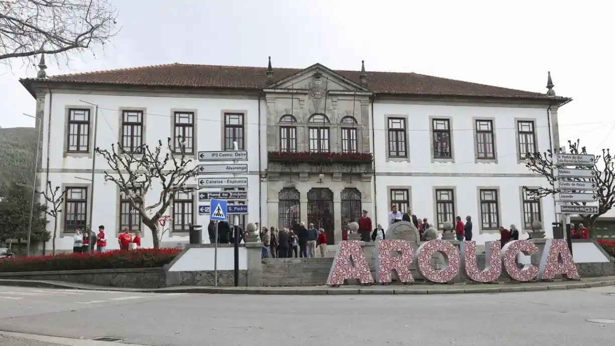 Fim à polémica: presidente da Câmara de Arouca exalta importância do Benfica