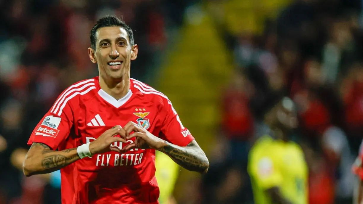 Críticas a Di María? Extremo do Benfica reage a insultos: 