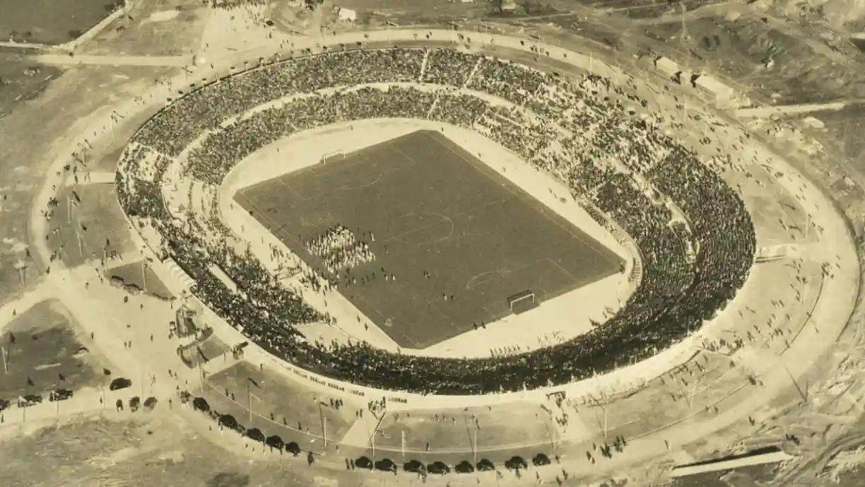 O Benfica fez questão de marcar o aniversário da inauguração do antigo estádio