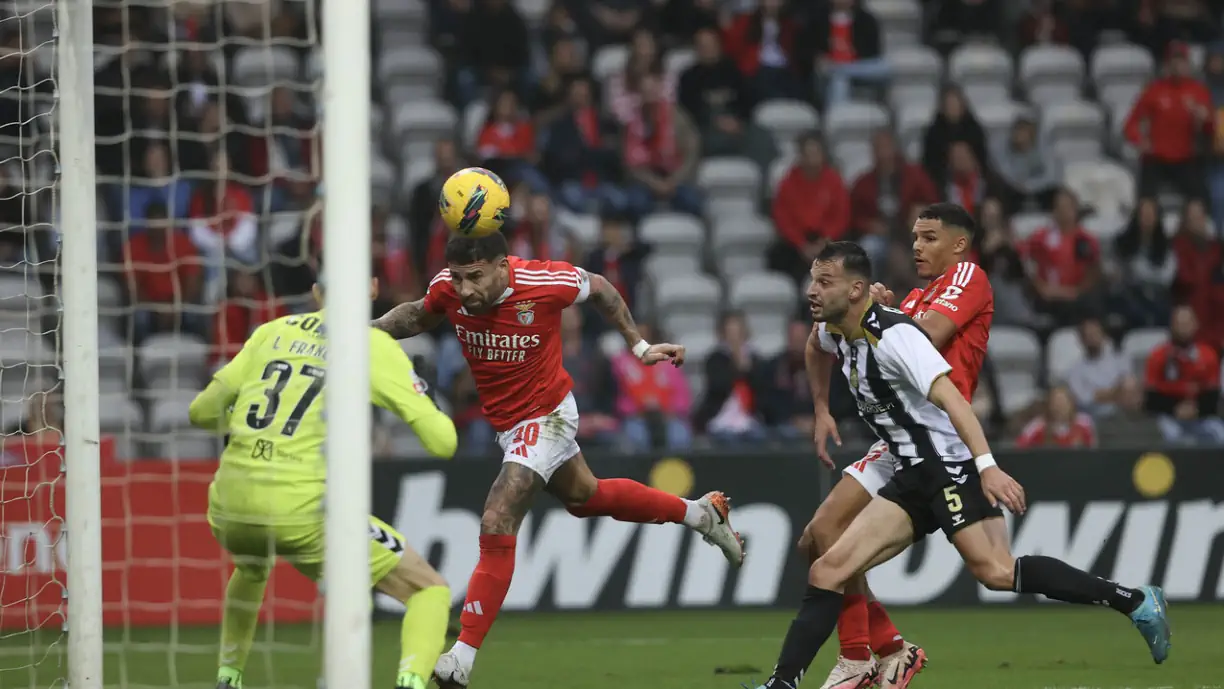 Jogador do Nacional parte a loiça toda: “Benfica tem qualidade, mas…”