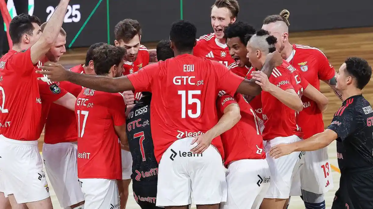 Voleibol do Benfica não brinca e voa até à final da Taça de Portugal