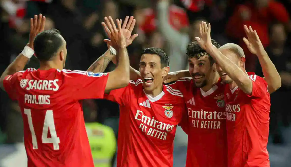 Benfica sai vitorioso na final da Taça da Liga e vence o Sporting