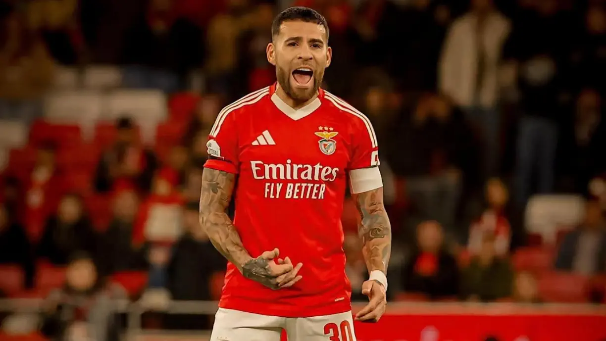 Nicolás Otamendi dedicou mensagem a um colega do Benfica