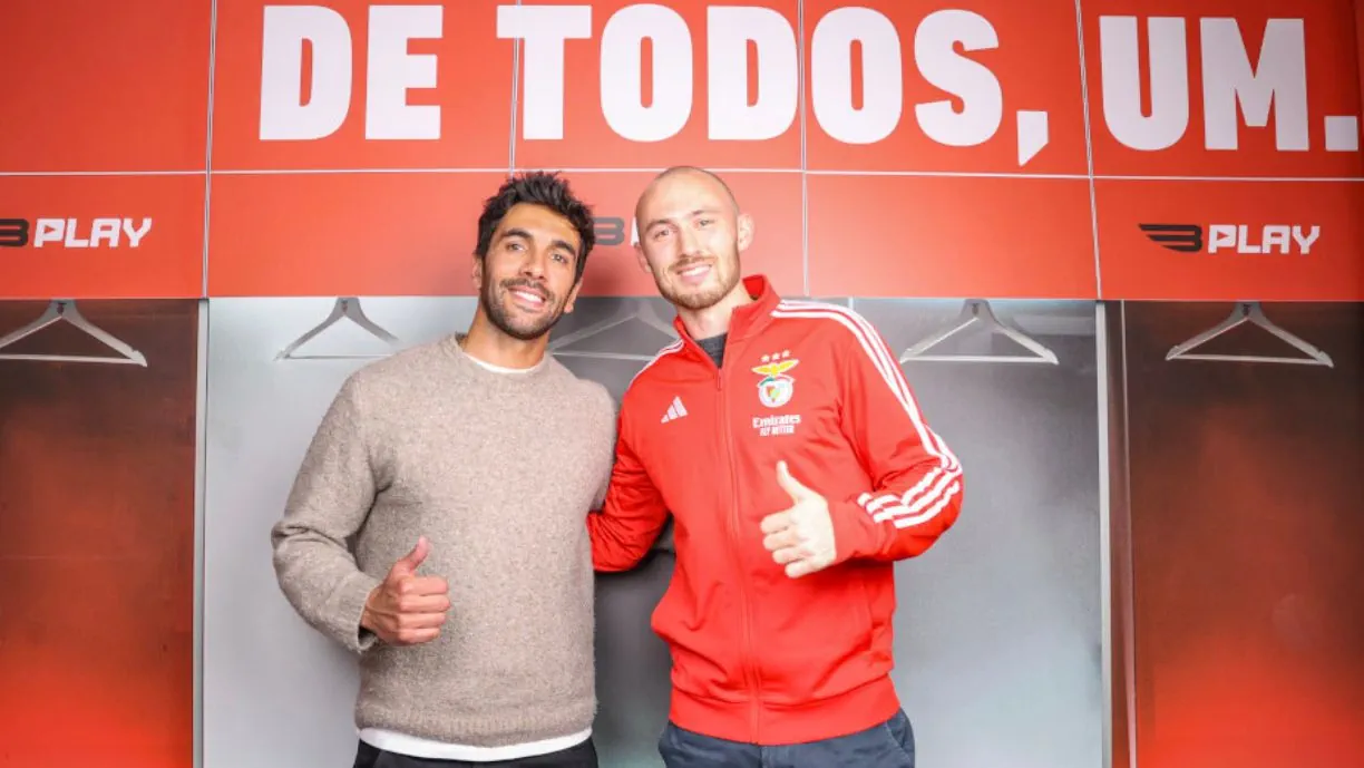 A pedido de Sílvio, Aursnes deixa mensagem aos adeptos do Benfica: "Precisamos..."