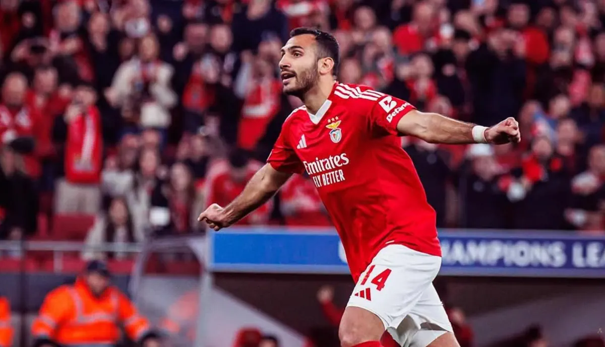 Momento de Vangelis Pavlidis no Benfica, que voltou a estar em destaque na passada quarta-feira, foi tema em análise fora de Portugal