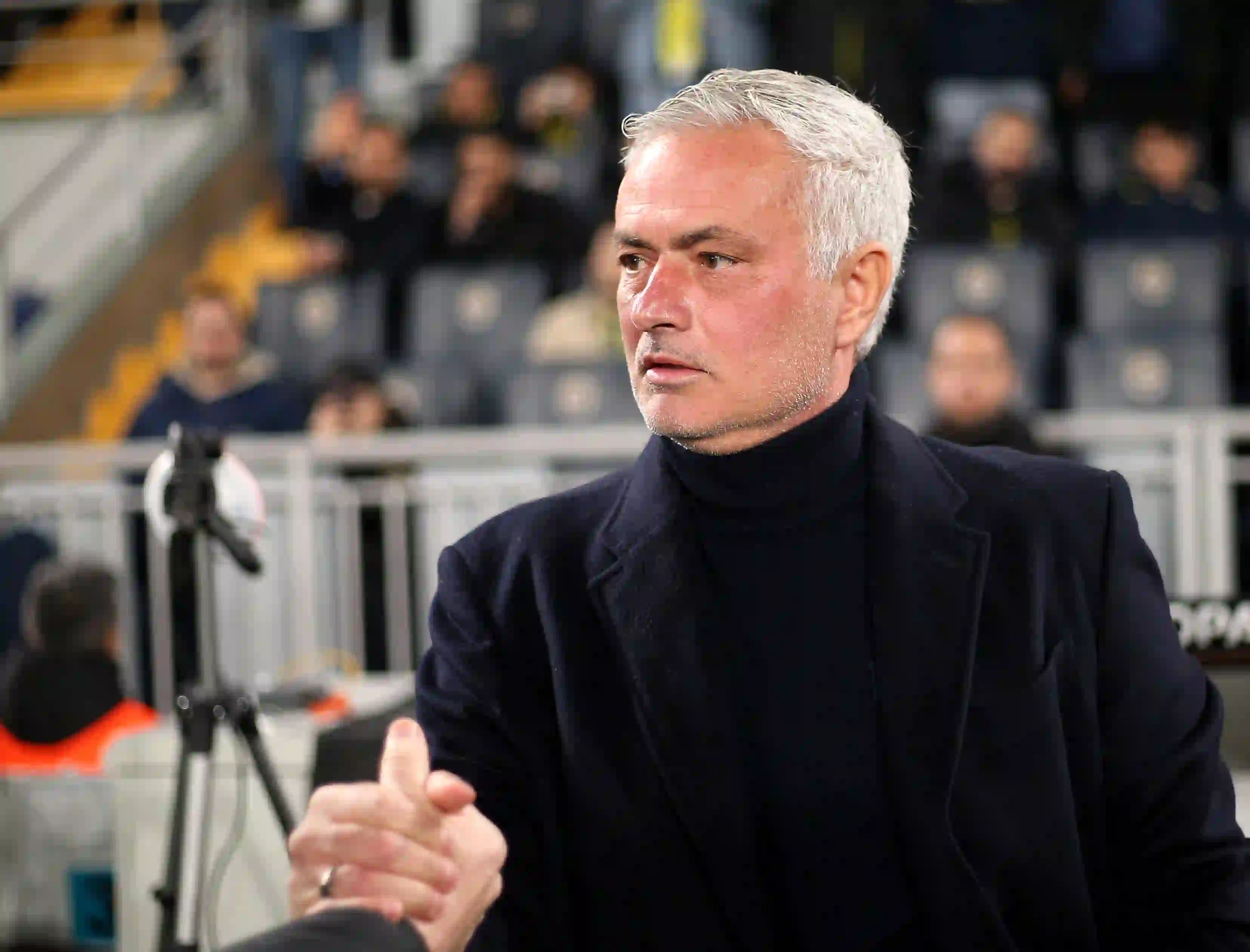 José Mourinho, ex Benfica, não vê com bons olhos a iminente chegada de um nome sonante ao plantel do Galatasaray, rival direto do Fenerbahçe