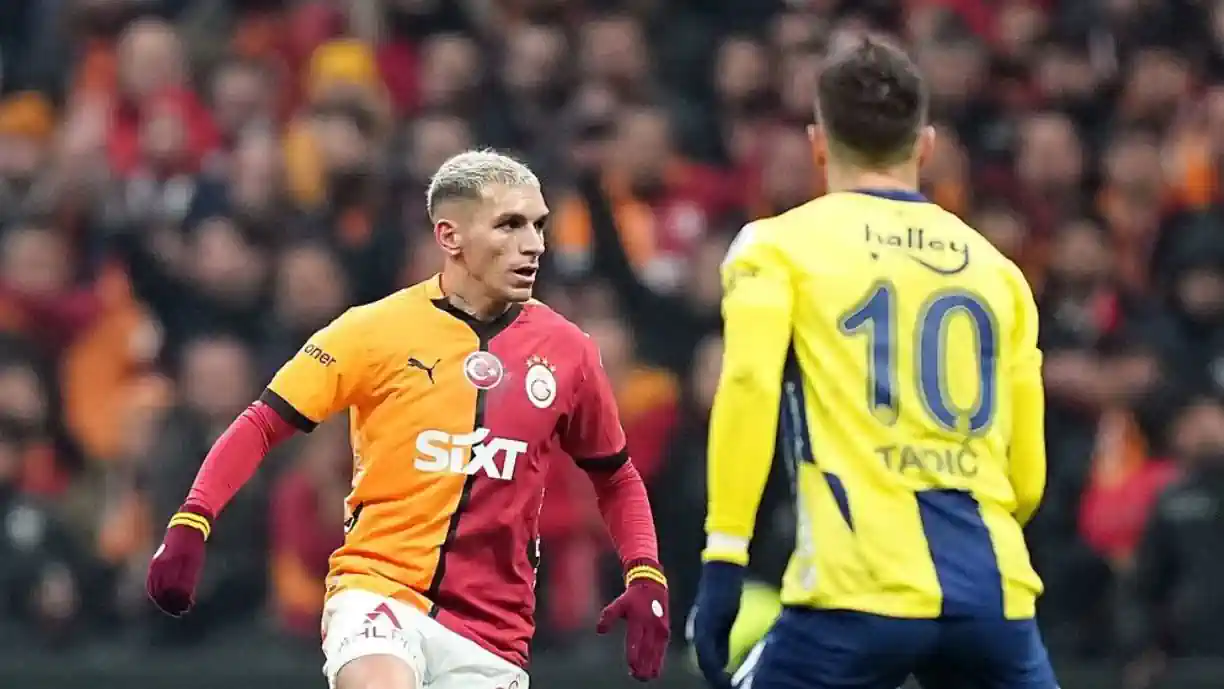 José Mourinho não sai do zero e Galatasaray empata com Fenerbahçe em duelo válido para a 25.ª jornada do campeonato da Turquia