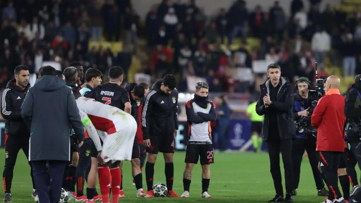 Titular do Benfica fala em "tropeção", depois do encontro das águias na UEFA Champions League, frente aos monegascos