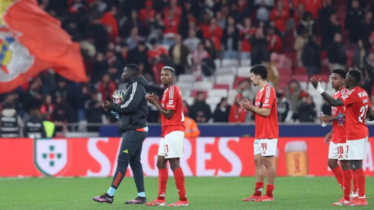 Craque do Benfica reage ao triunfo frente ao Moreirense: "Grandes conquistas"