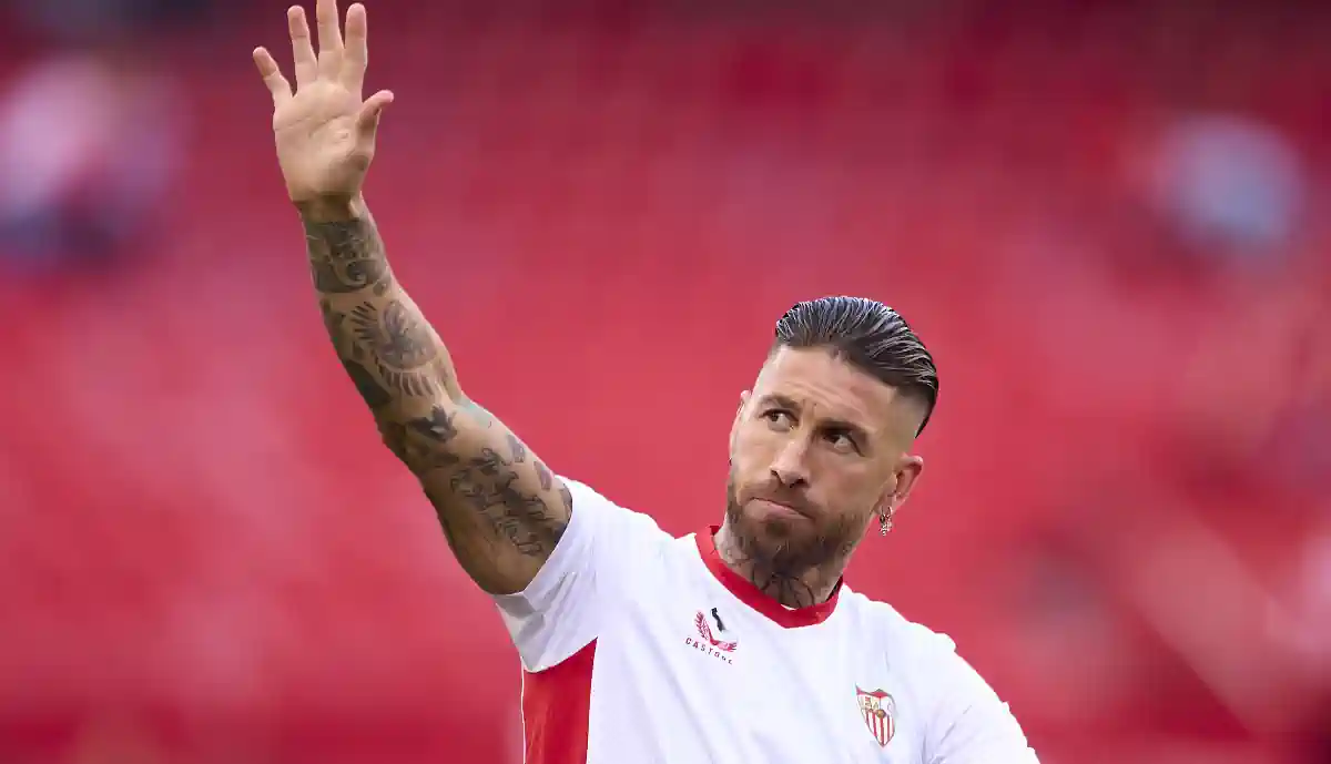 Clube está atento ao mercado e está a tentar as contratação de suplente do Benfica e ainda de Sergio Ramos