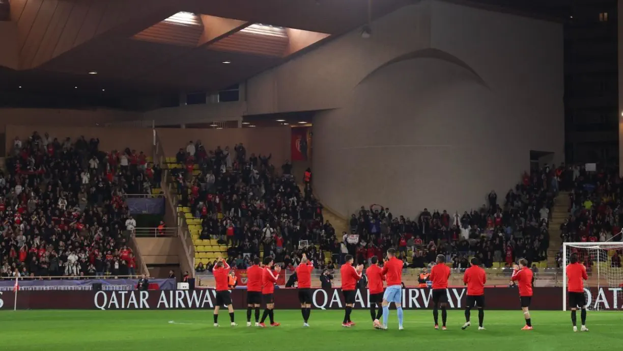 "Questões psicológicas" afastam titular do Benfica do onze