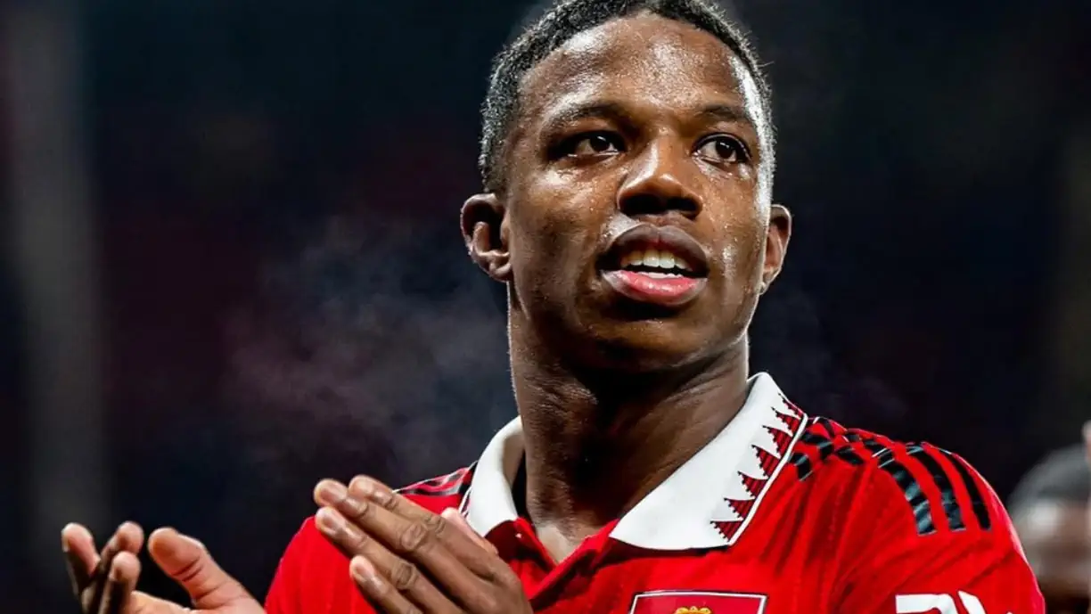 Tyrell Malacia, defesa neerlandês do Manchester United, é um dos alvos do Benfica para reforçar a lateral-esquerda neste mercado de transferências 