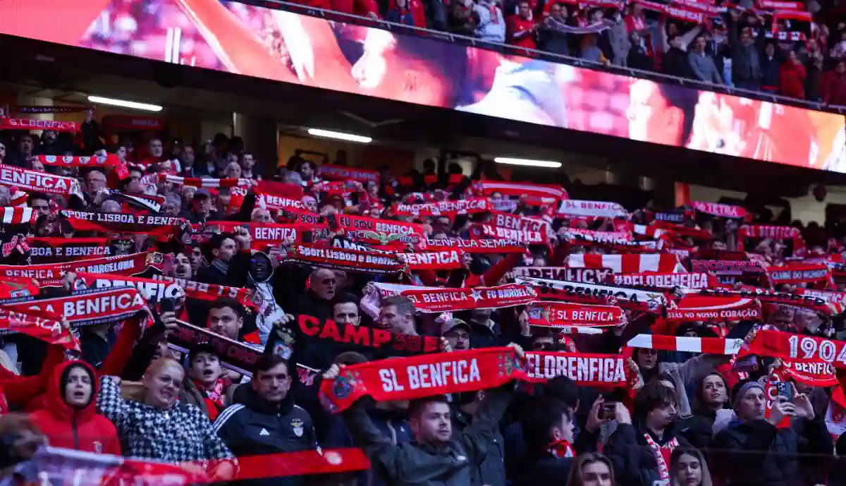 Canhoto que deixou o Benfica fala em "seis meses perdidos"