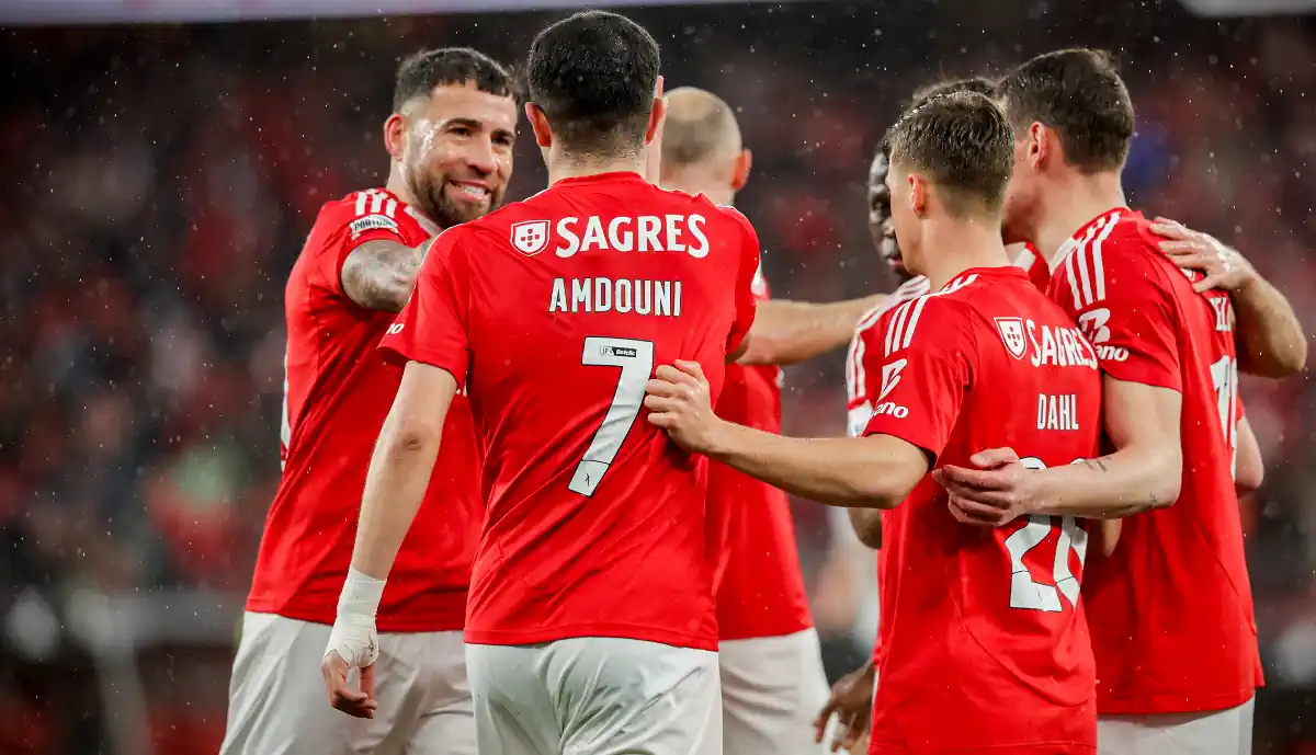 Antes do Gil Vicente - Benfica, titular de Bruno Lage corre risco