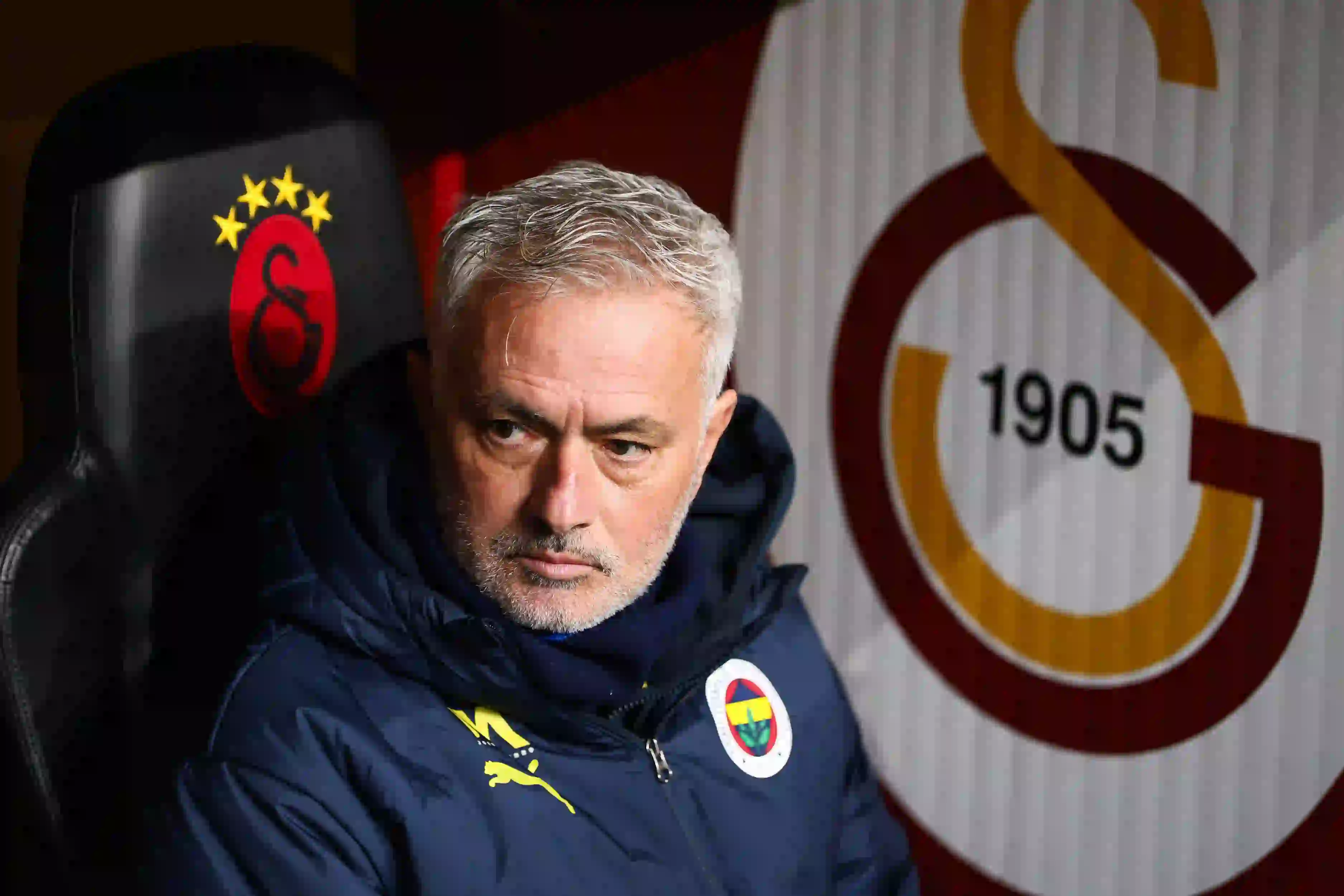 Fenerbahçe de José Mourinho em 'sarilhos' na Liga Europa