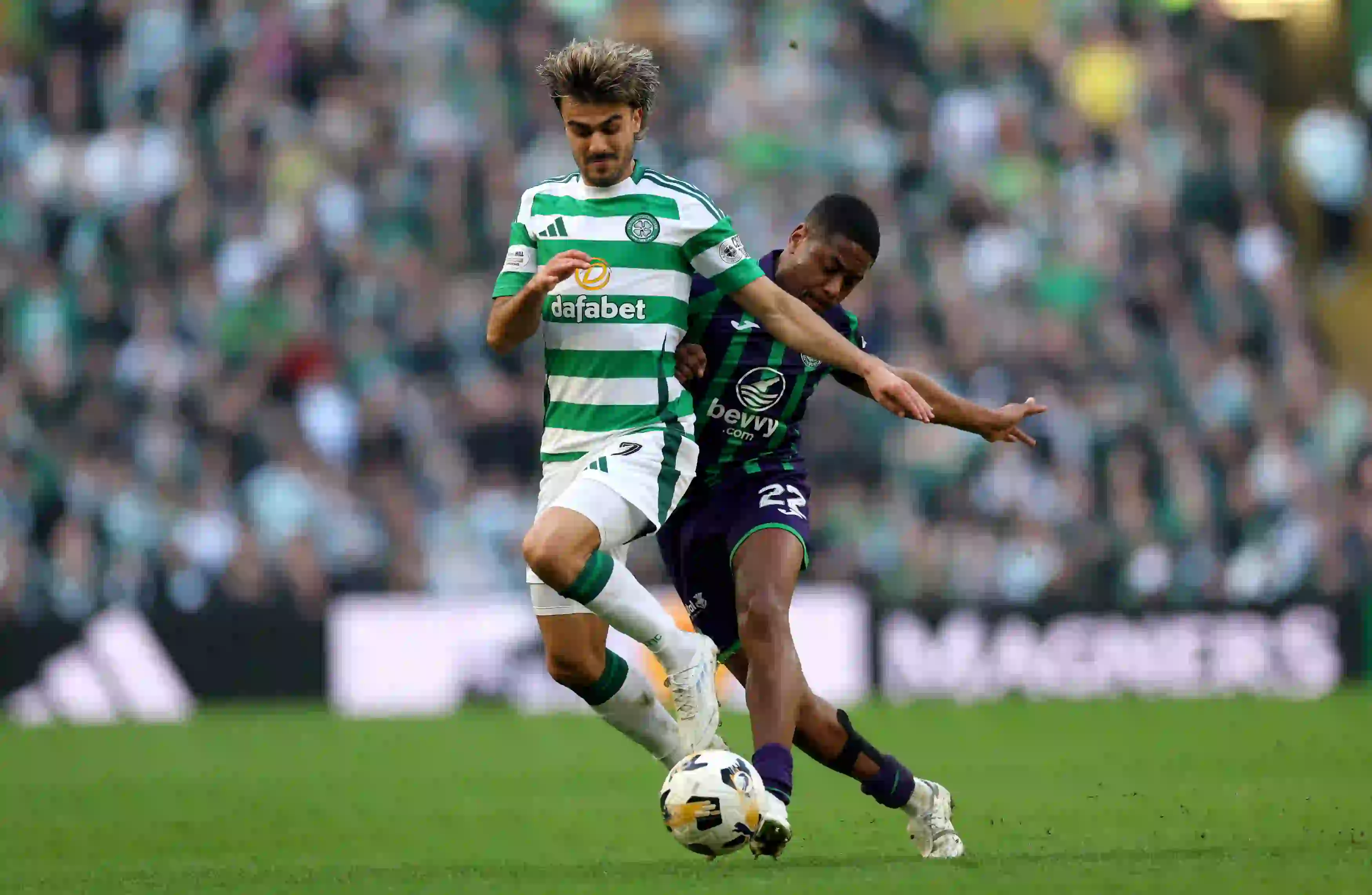 Jota celebra: Celtic de ex Benfica vence e está nas ‘meias’ da Taça