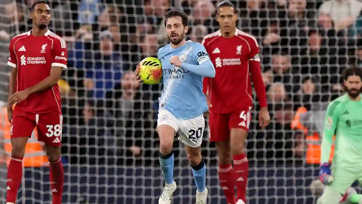 Bernardo Silva fez um dos golos da vitória do Manchester City frente ao Liverpool e antiga "águia" mostrou-se muito contente pelo resultado 