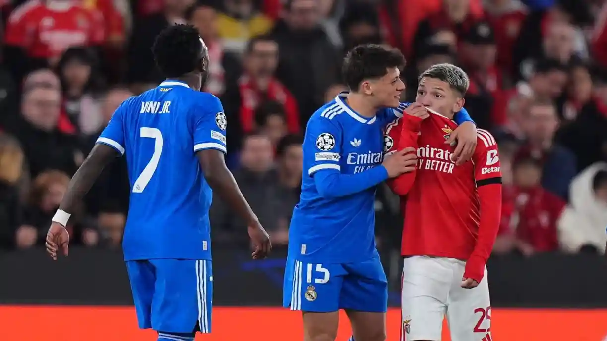 Bomba! Histórico do Benfica arrasa Prestianni: "Estou envergonhado"