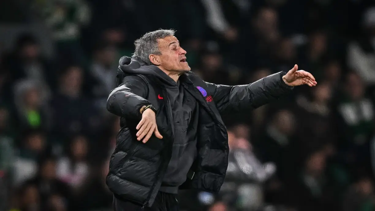 Numa entrevista recente, antigo craque do Benfica recordou os primórdios da carreira e a importância de Luis Enrique