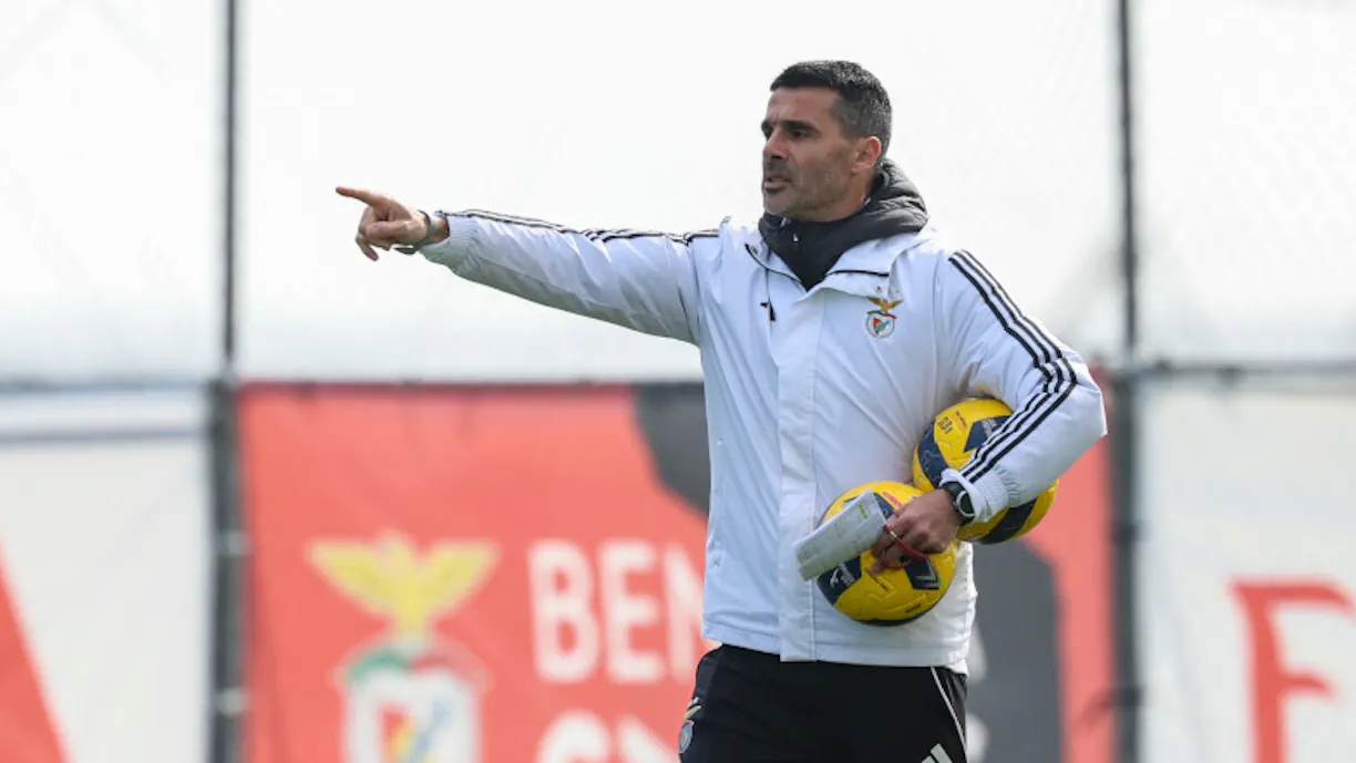 Equipa B do Benfica perdeu frente ao Torreense por 1-0, este sábado, dia 21 de fevereiro, e não ultrapassa o Porto