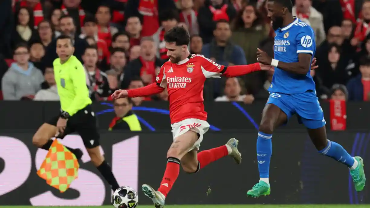 Benfica cai perante o Real Madrid, na primeira mão do playoff, mas o sonho da Liga dos Campeões mantém-se. Fotografia: SL Benfica