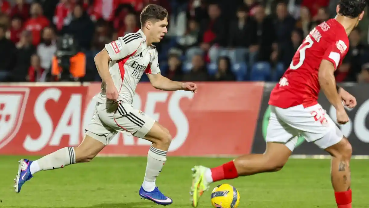 Georgiy Yermakov revelou detalhes sobre a adaptação de Sudakov no Benfica e a influência de José Mourinho