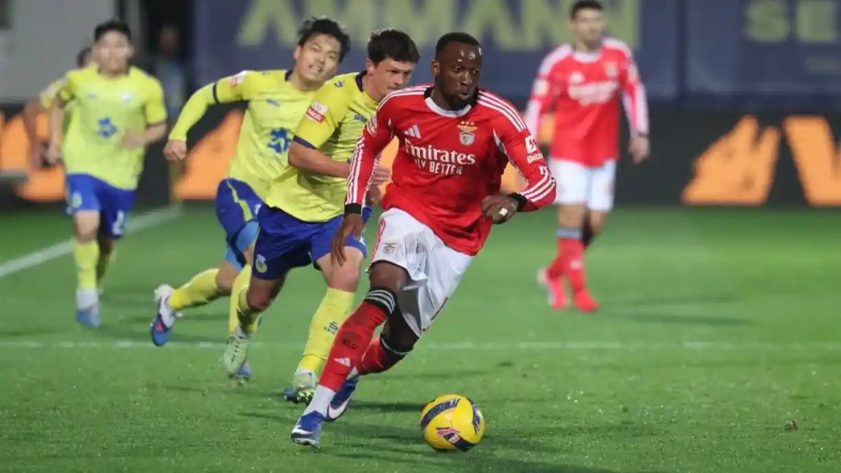 Dodi Lukebakio regressou ao onze do Benfica e deixou uma mensagem de força após o triunfo em Arouca. Fotografia: SL Benfica