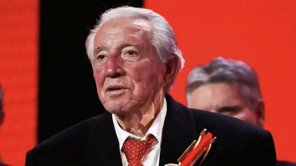 José Augusto recebeu a maior das distinções nos Galardões Cosme Damião e não escondeu o seu amor pelo Benfica