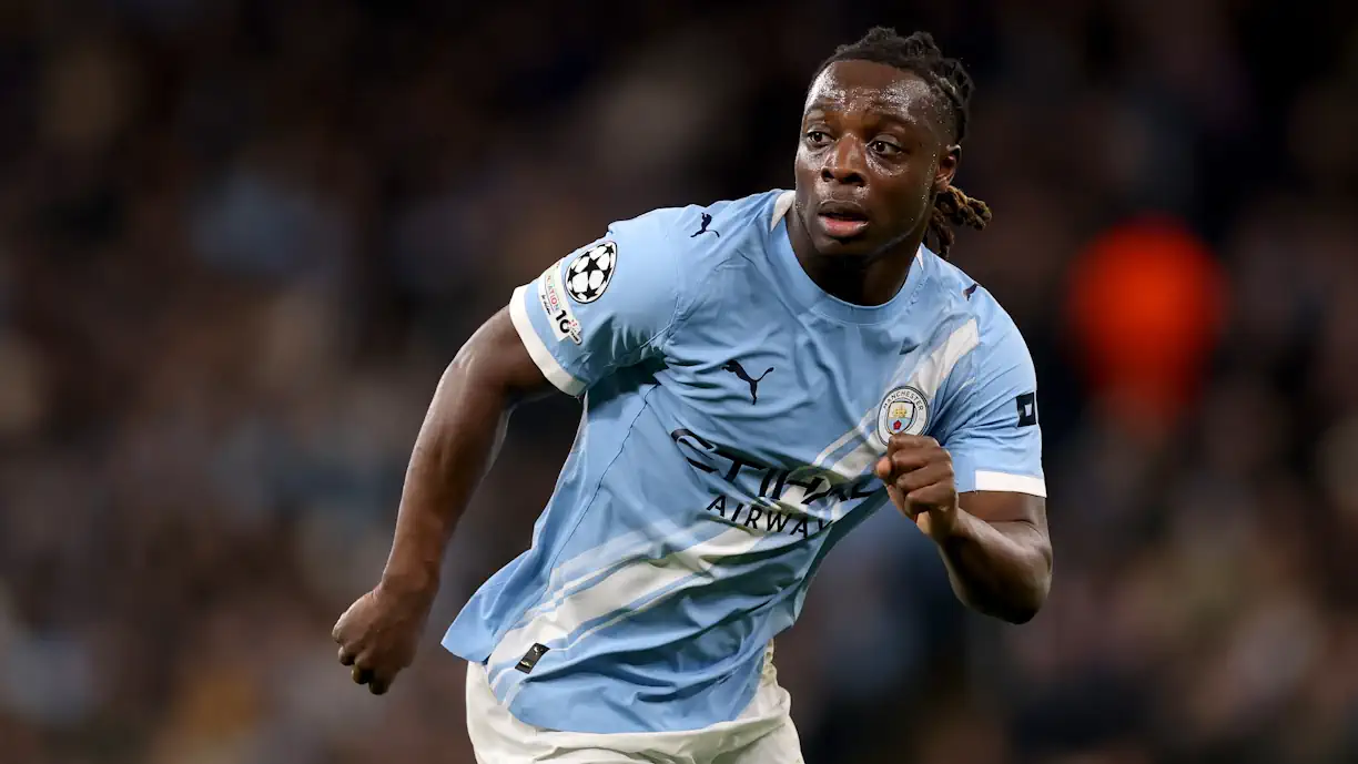 Dodi Lukebakio, extremo direito do Benfica, exaltou Jérémy Doku, o seu companheiro de seleção na Bélgica