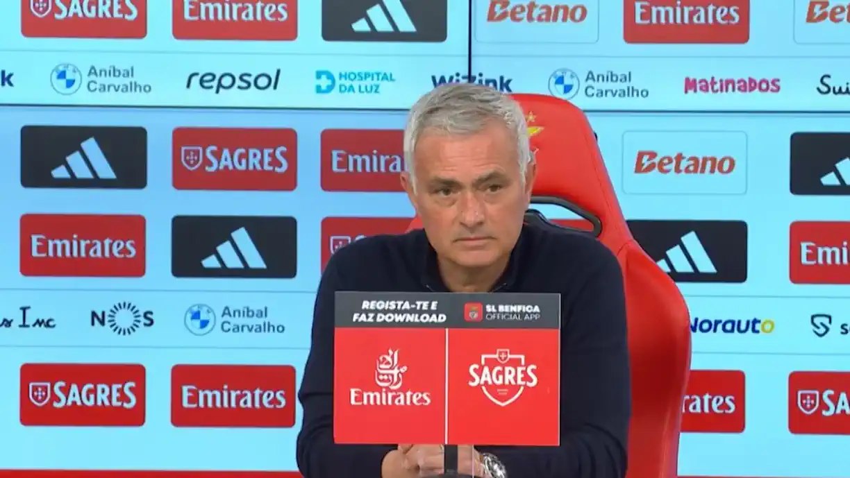 Clássico entre Benfica e Porto, da 25.ª jornada da Liga Betclic, terminou com um empate (2-2). Na conferência, José Mourinho abordou vários aspetos do jogo