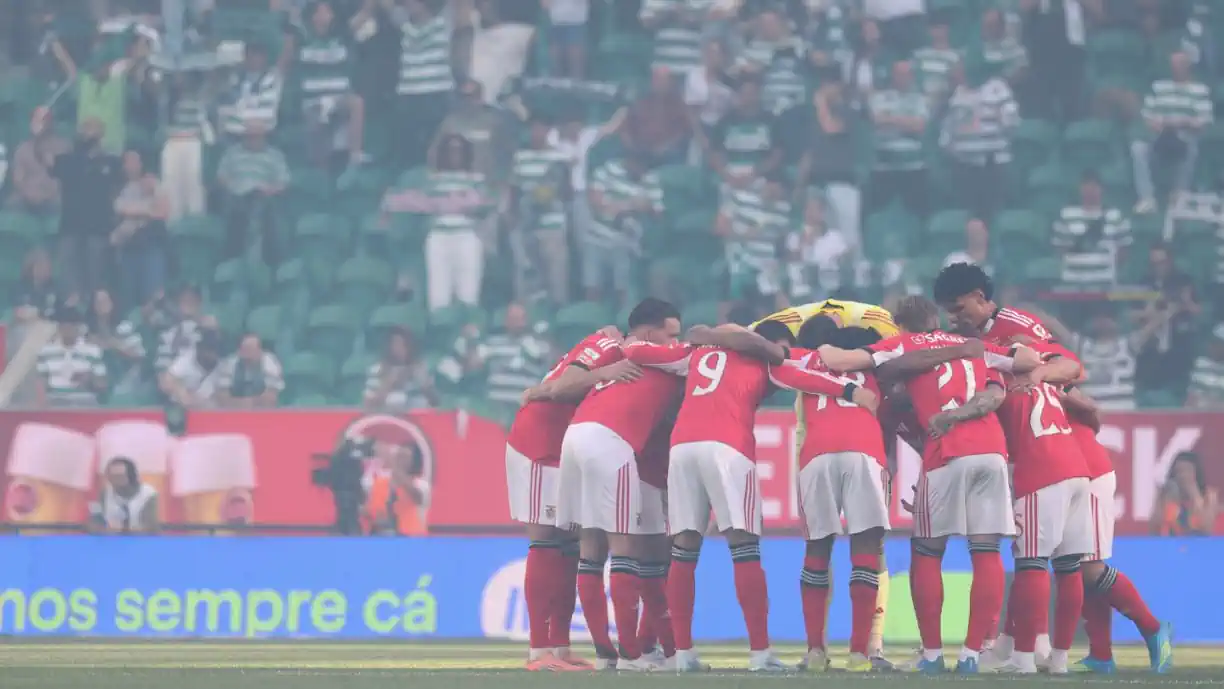 A vitória do Benfica no dérbi frente ao Sporting, que contou para a 30.ª jornada da Liga Portugal Betclic, tornou as águias 'ainda mais imbatíveis'