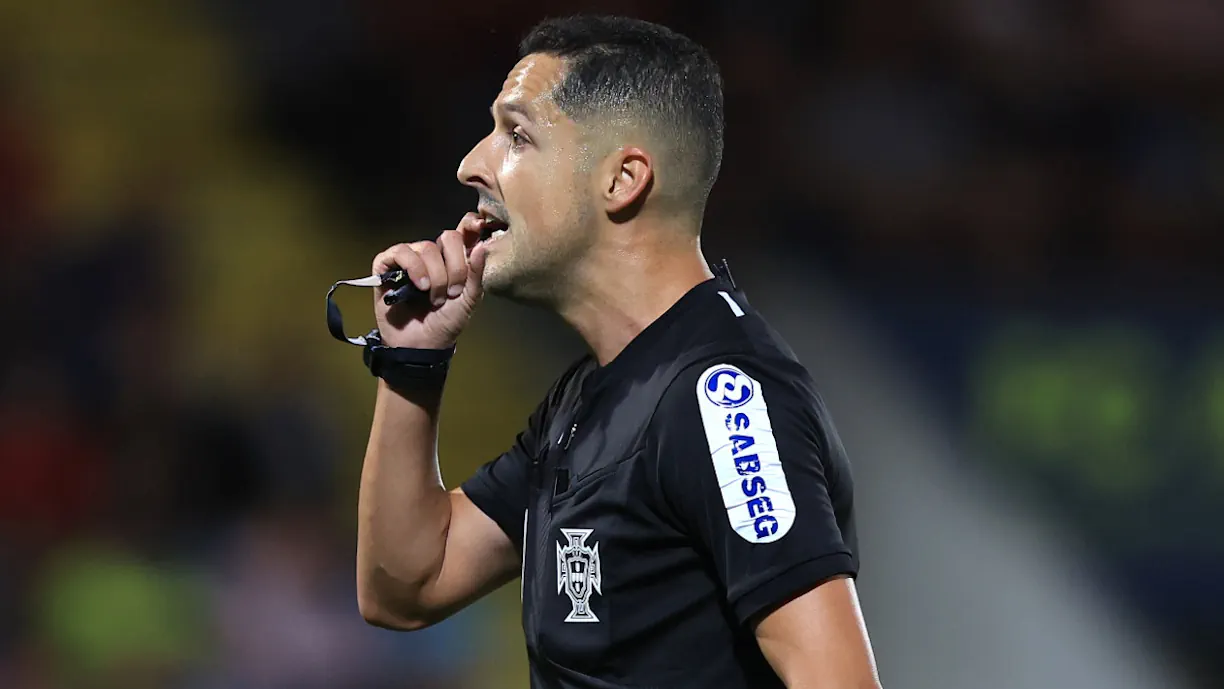 Benfica furioso com a nomeação de Gustavo Correia para duelo com o Famalicão; Saiba porquê