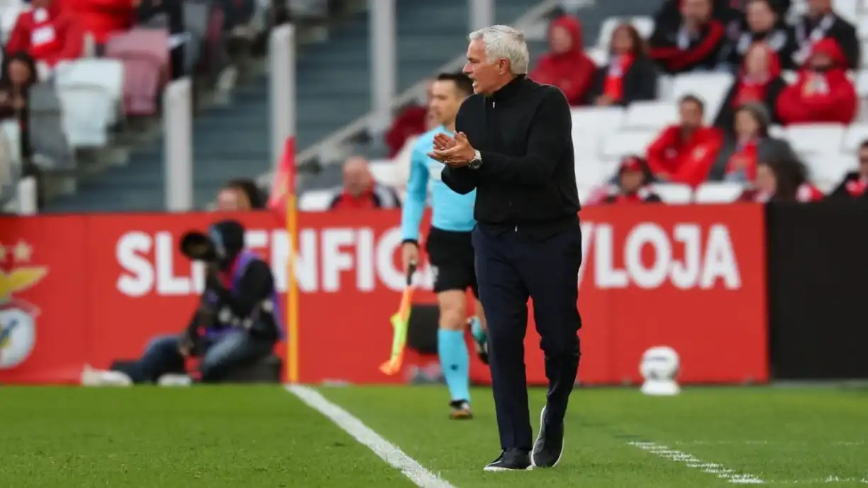 No rescaldo de mais uma vitória do Benfica, Mourinho analisou o jogo frente ao Nacional e deixou alguns apontamentos. Fotografia: SL Benfica