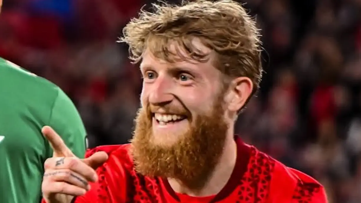 Jan-Niklas Beste, antigo ala do Benfica, fez um dos três golos da vitória do Friburgo contra o Celta de Vigo e está mais perto das meias finais da Liga Europa