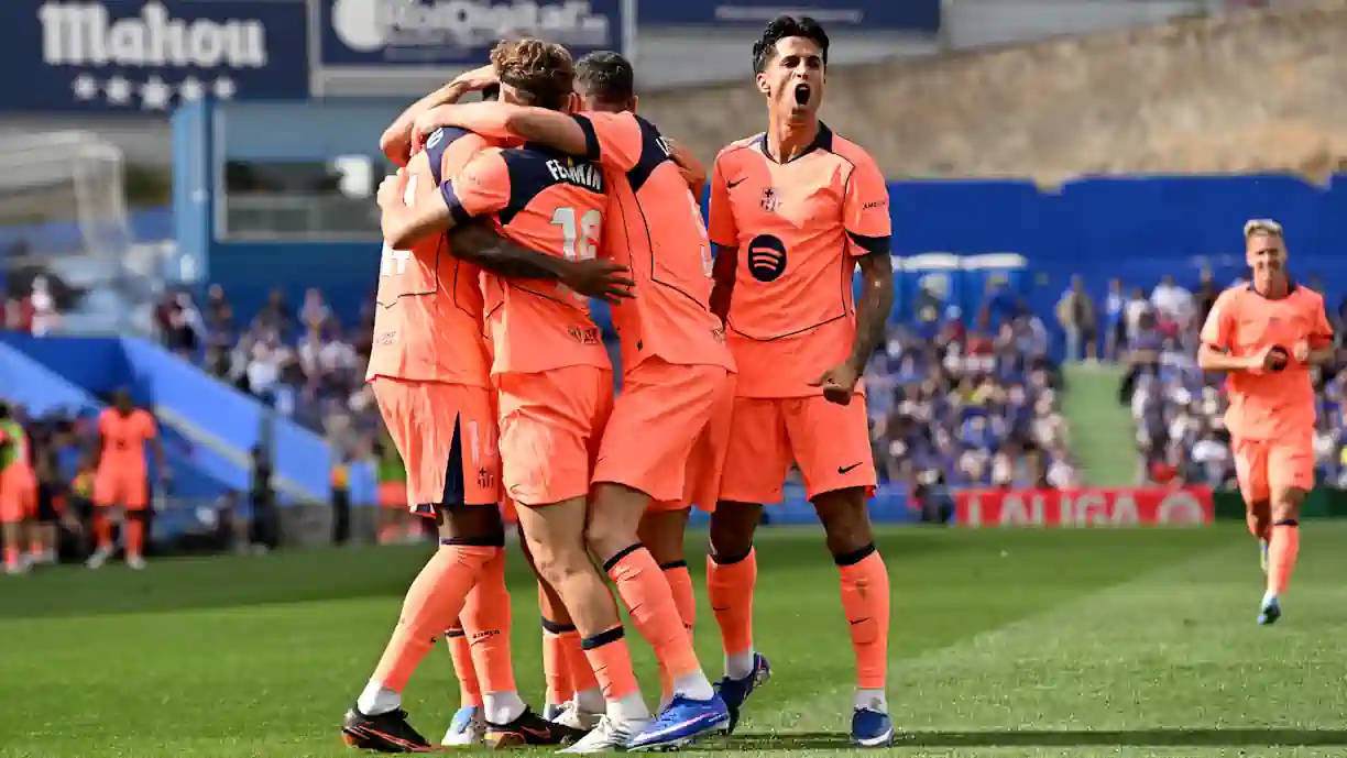 Ao vencer o Getafe por 2-0 com a ajuda de João Cancelo, o Barcelona, tal como o ex Benfica, estão cada vez mais perto de se sagrarem campeões 