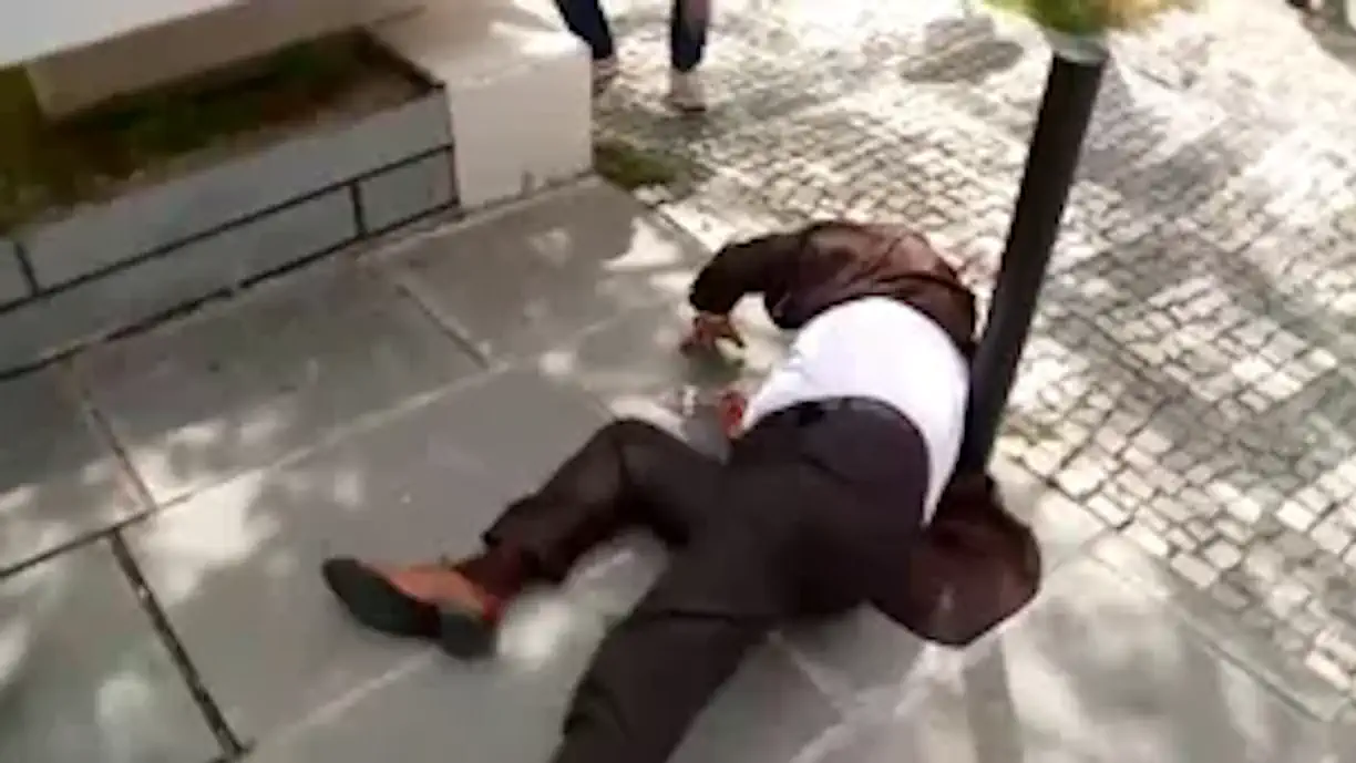 Luís Filipe Vieira sofre queda aparatosa após ser absolvido em caso que envolve Benfica (Vídeo)