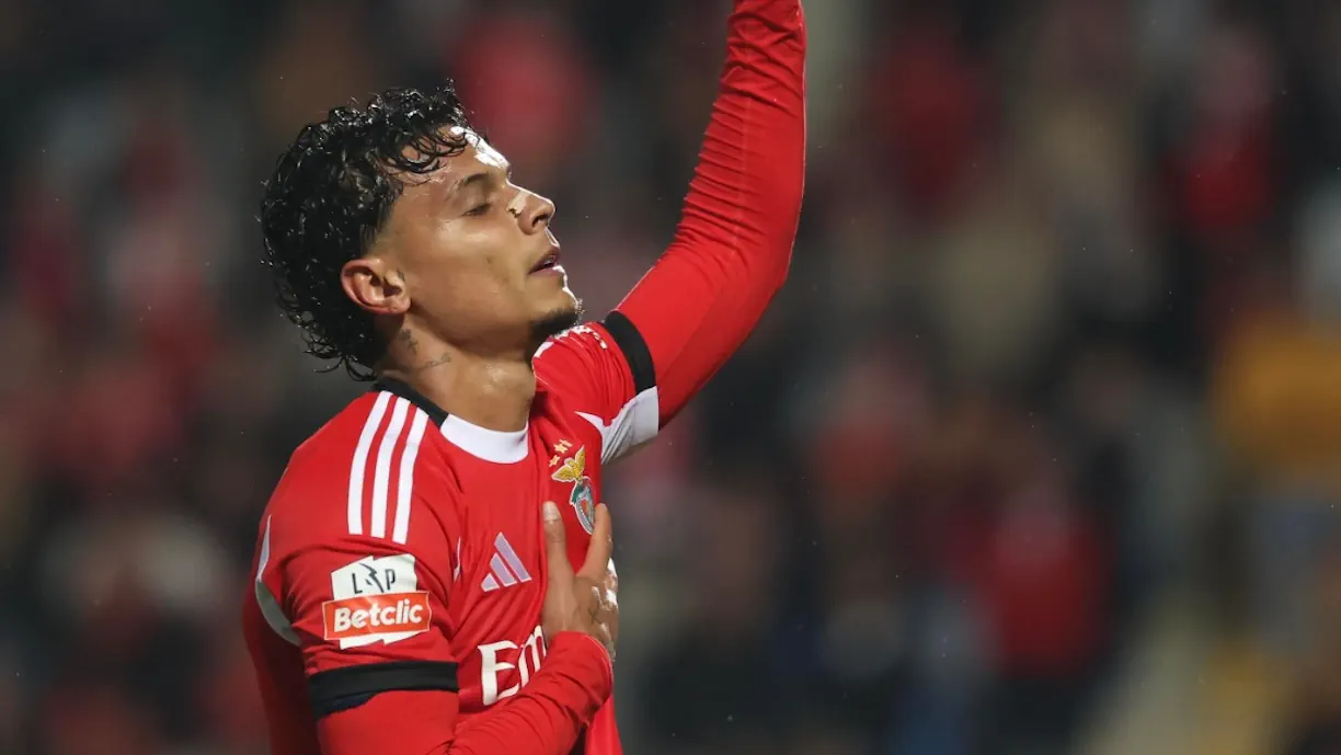 Richard Ríos chegou ao quinto golo na temporada no embate entre Casa Pia e Benfica, igualando o máximo da sua carreira