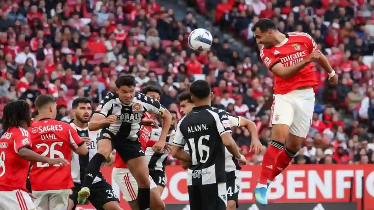 Pavlidis acentua crise depois de 'passar ao lado' no Benfica - Nacional