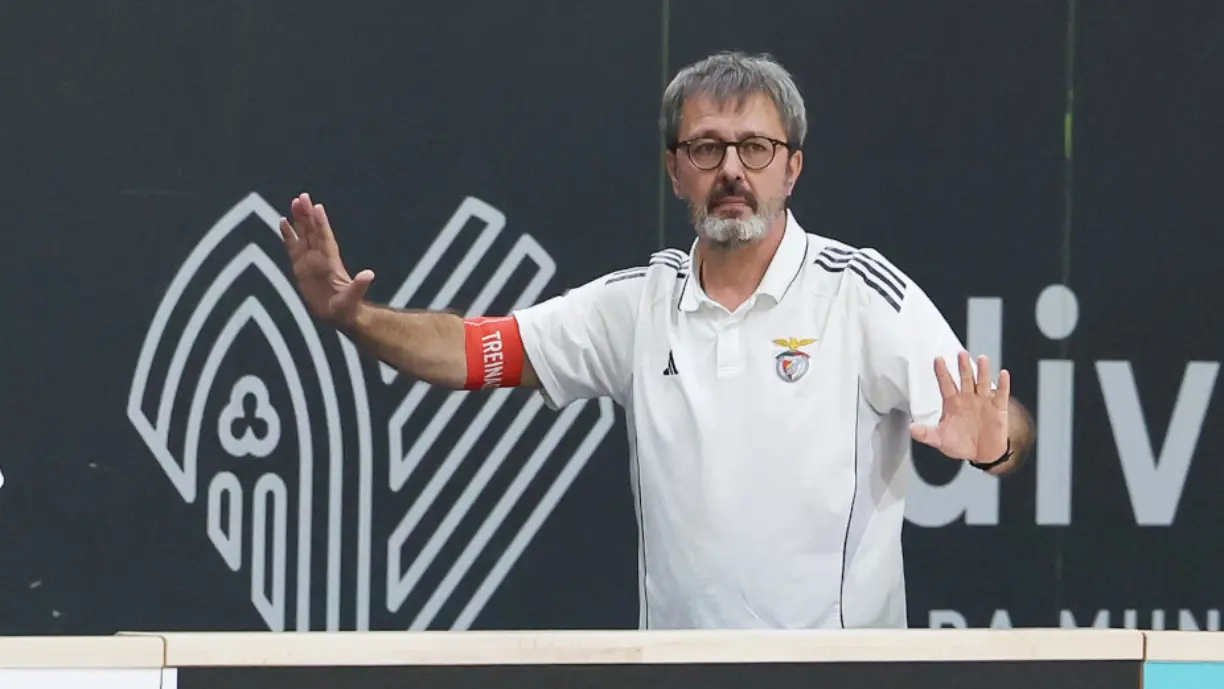Edu Castro mostrou-se satisfeito com a qualificação do Benfica, mas apontou que a equipa tem de melhorar. Fotografia: SL Benfica