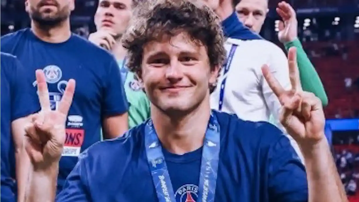 João Neves venceu a Liga dos Campeões após PSG - Arsenal e garantiu mais 2 milhões de euros aos cofres do Benfica