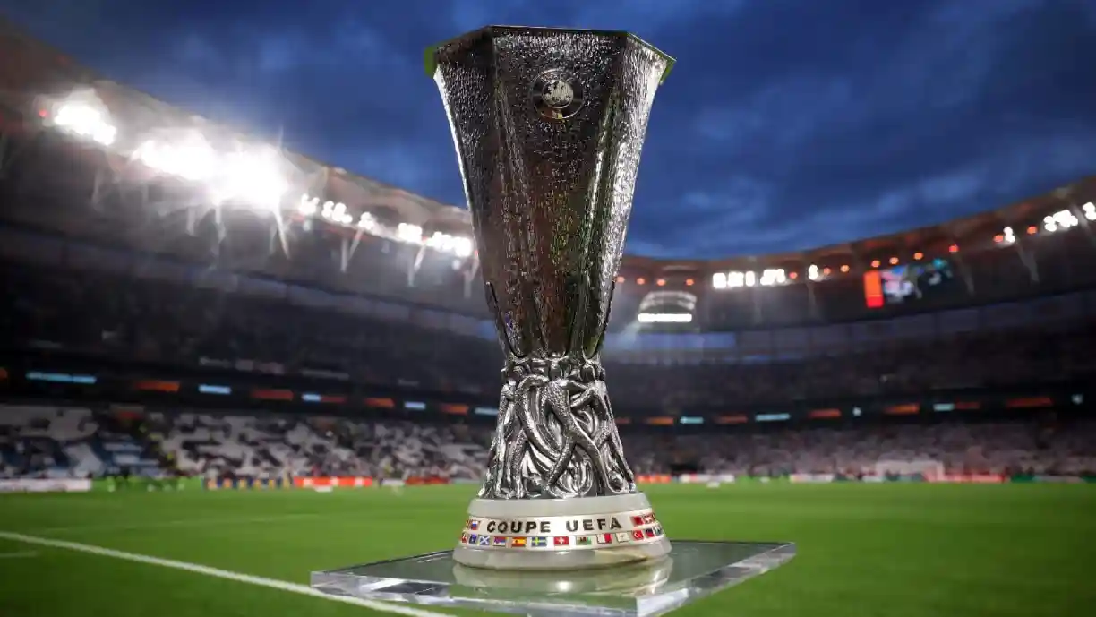 Após a vitória chocante do Torreense, o Benfica já está a par dos adversários na Liga Europa. Fotografia: Alex Grimm | Getty Images