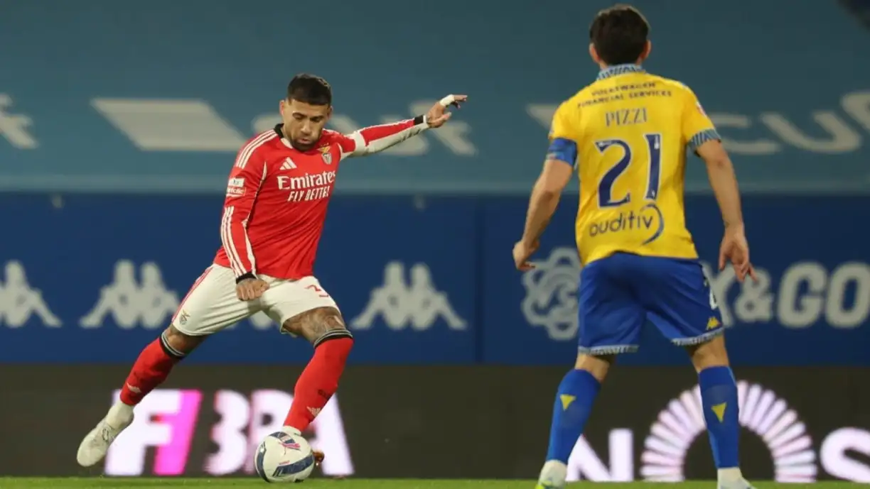 O jogo frente ao Estoril foi a despedida de Nicolás Otamendi, que fez questão de deixar uma mensagem ao Benfica. Fotografia: SL Benfica